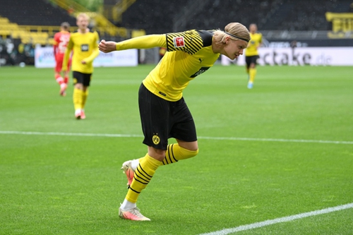 并探讨其对 并探讨其对