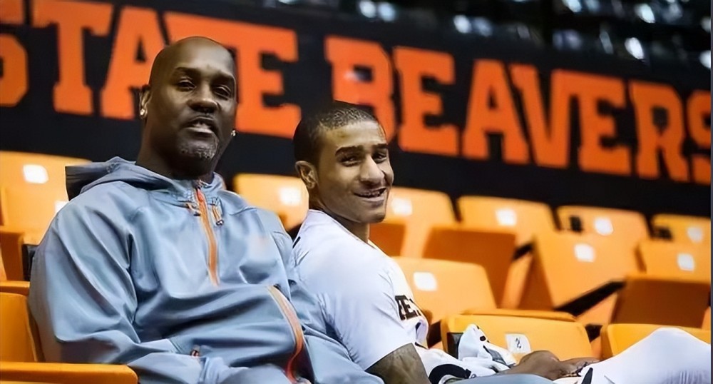 尤文措手不 尤文措手不